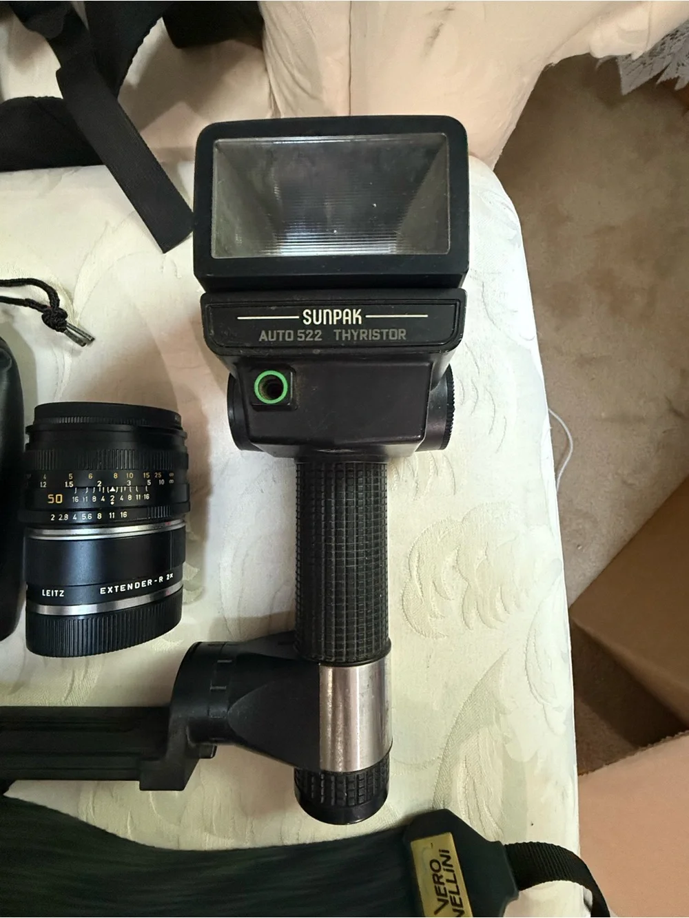 Leica R4s Camera Kit Elmarit-R 135mm Leitz Lens Flash Tested Working